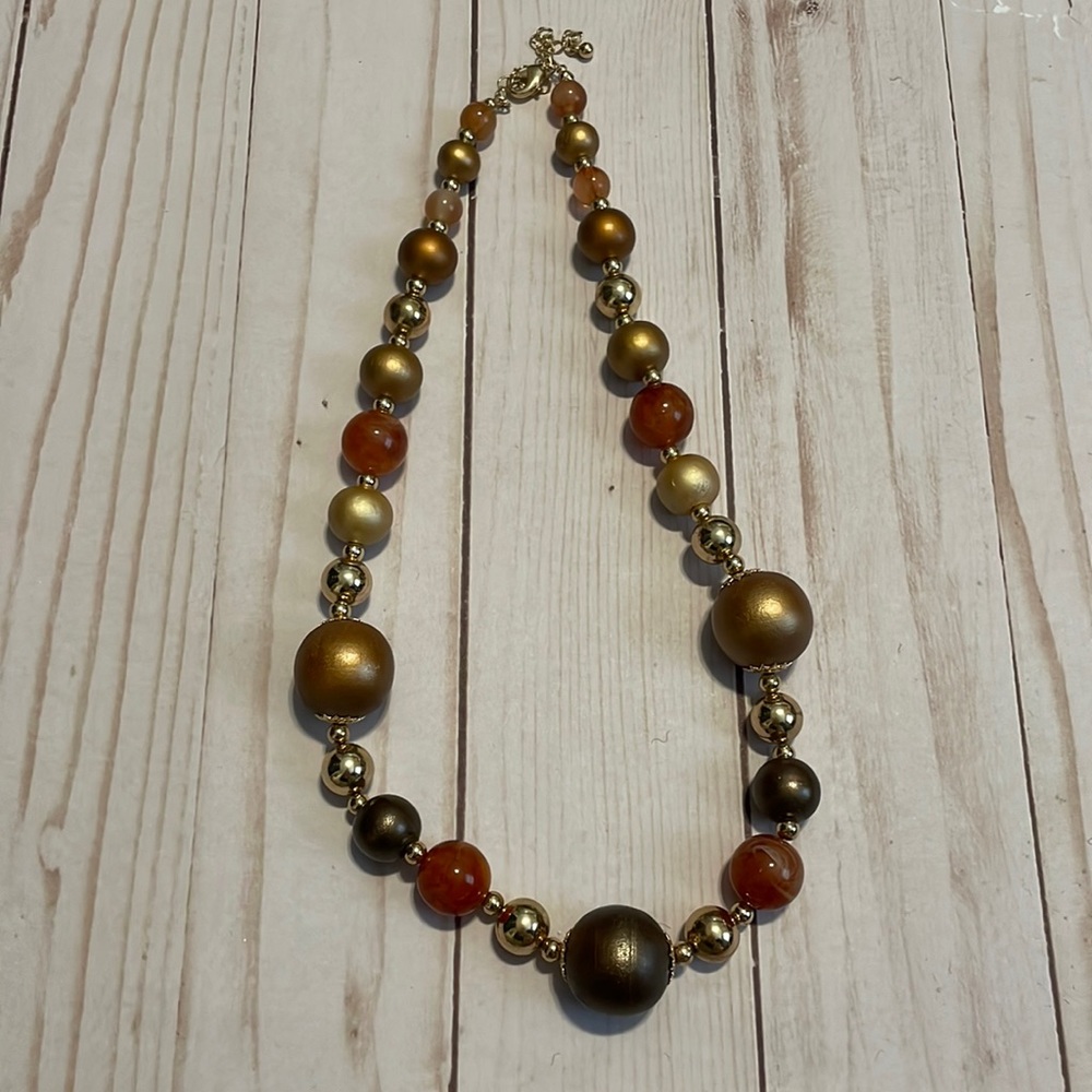 Costume necklace w multi colored balls